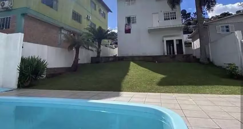 Casa com 3 quartos à venda na Getúlio Vargas, Piratini, Gramado