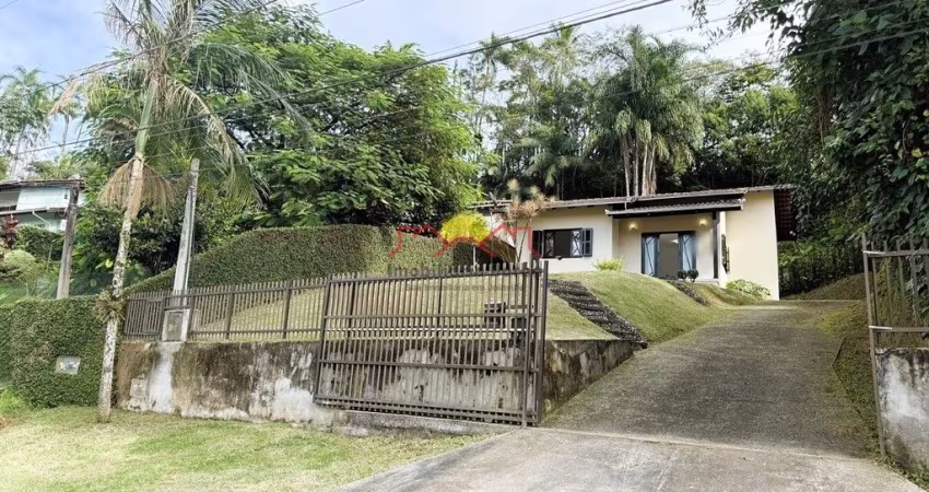 12582 - Casa Averbada Semi Mobiliada com 02 Dormitórios no bairro Nova Brasília
