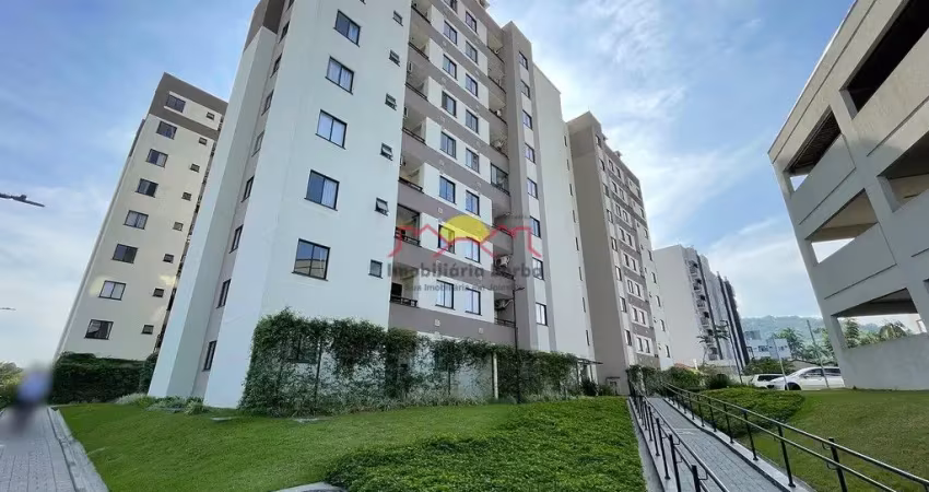 Apartamento mobiliado com  elevador no bairro saguaçu