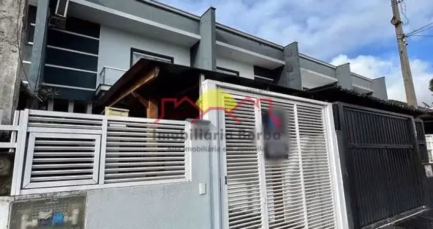 12646 -sobrado geminado com 2 quartos e sacada no bairro boa vista