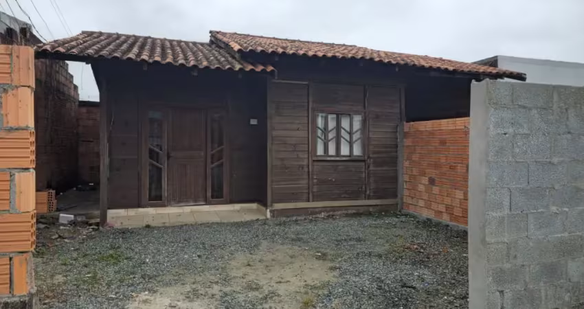 Casa com 3 quartos à venda no Centro, Araquari 
