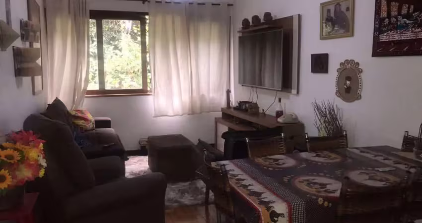 Apartamento com 2 dormitórios à venda, 65 m² por R$ 240.000,00 - Vale do Paraíso - Teresópolis/RJ