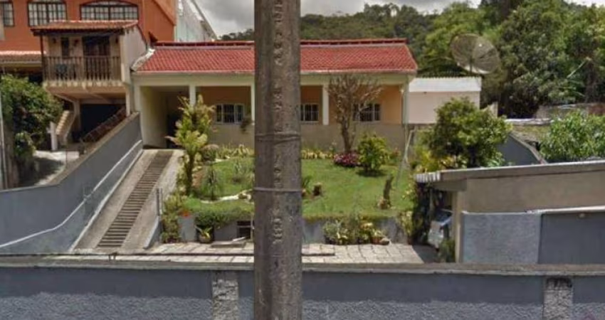 Casa com 3 dormitórios à venda, 134 m² por R$ 1.800.000,00 - São Pedro - Teresópolis/RJ