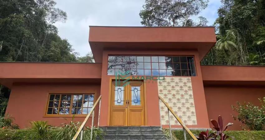 Casa com 3 dormitórios à venda, 165 m² por R$ 1.400.000 - Fazenda Boa Fé - Teresópolis/RJ
