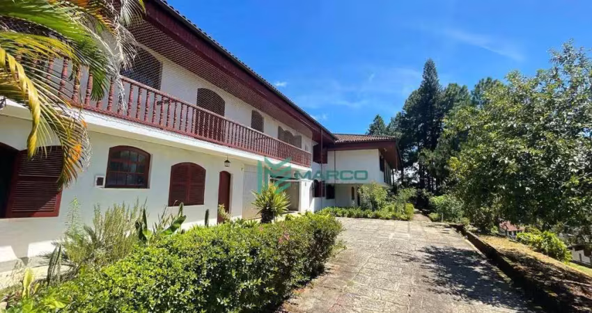 Casa com 5 dormitórios à venda, 733 m² por R$ 4.500.000,00 - Iucas - Teresópolis/RJ