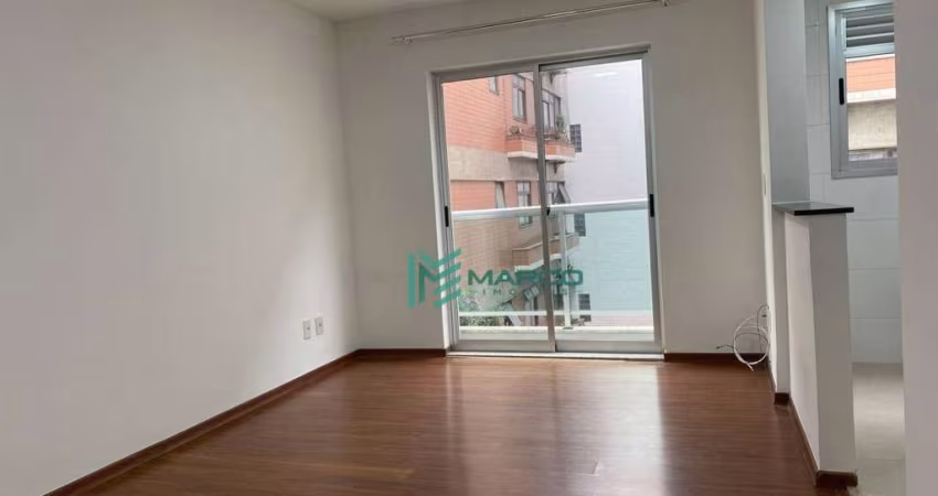 Loft com 1 dormitório para alugar, 22 m² por R$ 1.516,48/mês - Alto - Teresópolis/RJ