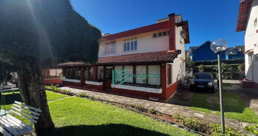 Casa com 3 dormitórios à venda, 105 m² por r$ 860.000 - alto - teresópolis/rj