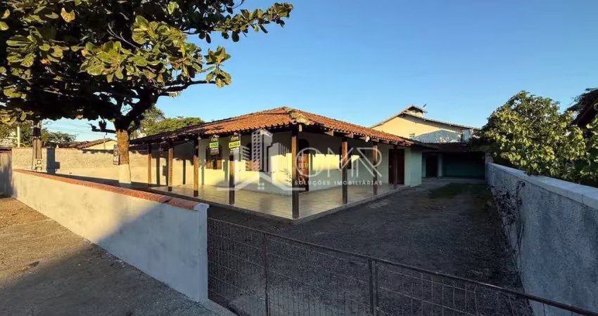 Casa com 3 quartos à venda no Centro, Barra Velha 