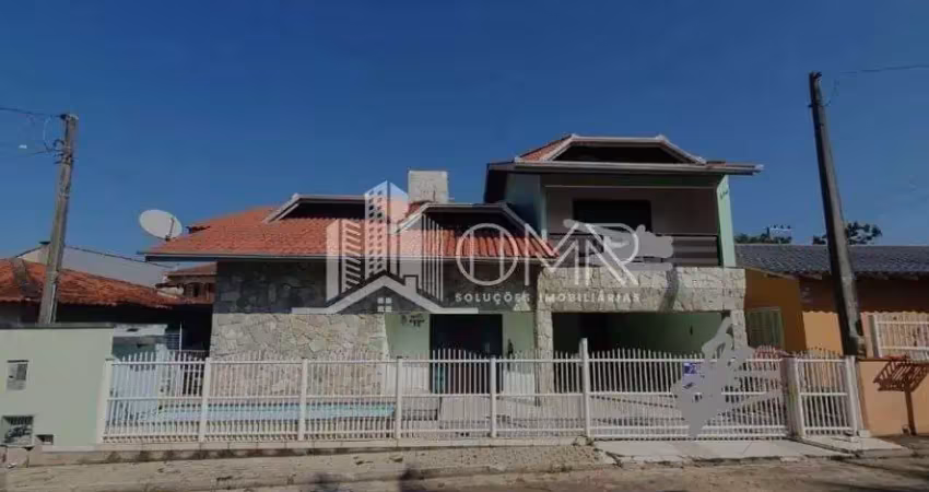 Casa a 80m da praia do tabuleiro para locação /barra velha-sc