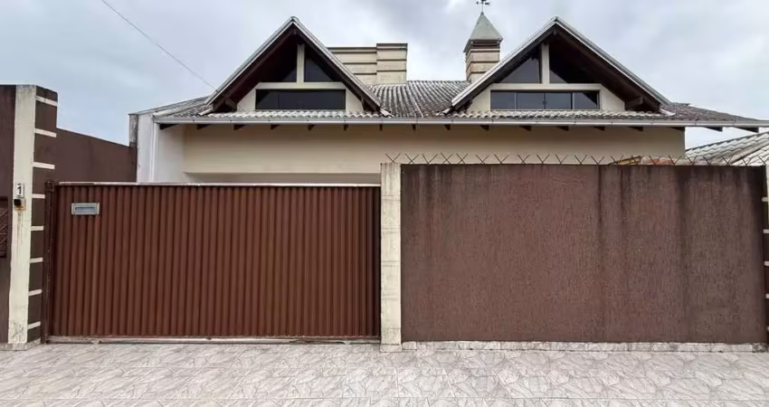 Casa para locação bem localizada em barra velha /sc