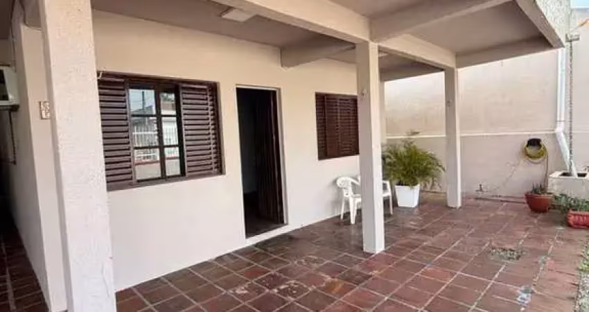 Sobrado parte inferior para locação no centro de barra velha /sc