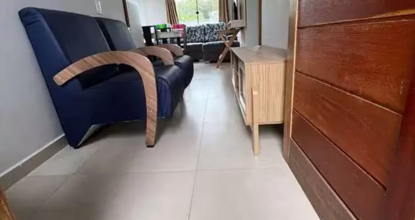 Casa mobiliada no bairro quinta dos açorianos - barra velha