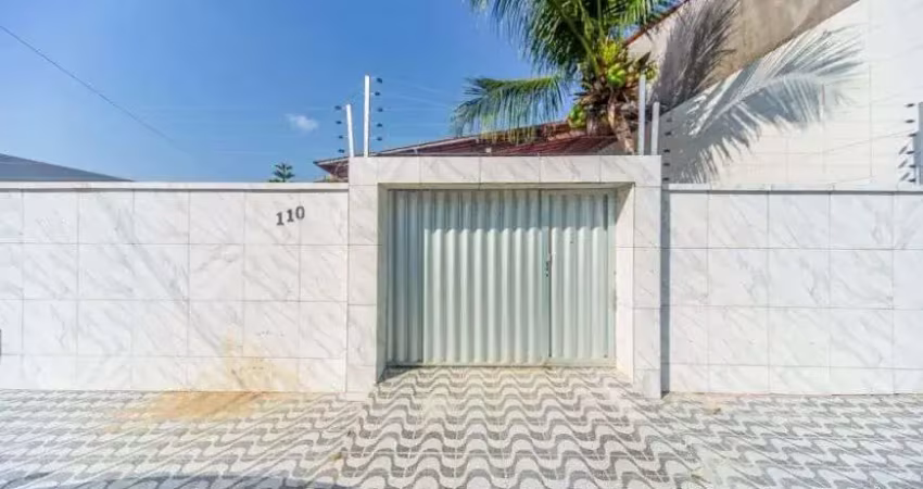 Casa com 3 quartos para alugar na Rua Jiló, 110, Lagoa Redonda, Fortaleza