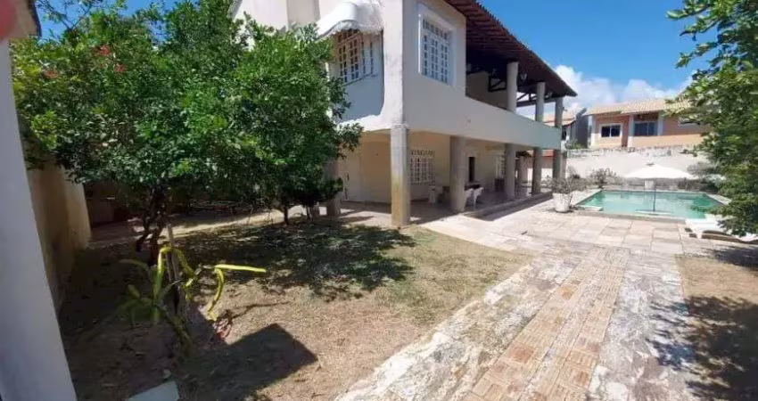 Casa com 3 quartos para alugar na Rua Francisco Assis Bedê Ciriaco, 440, Cararu, Eusébio