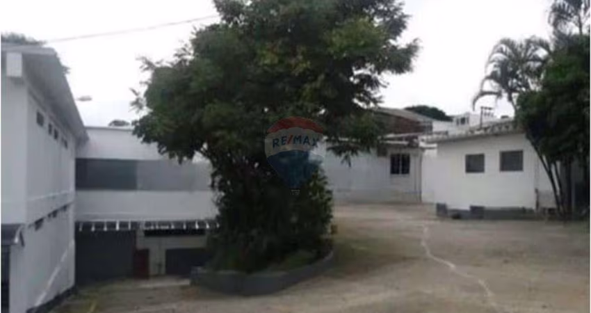 'Galpão industrial Reformado em Diadema - Alugue Já!'