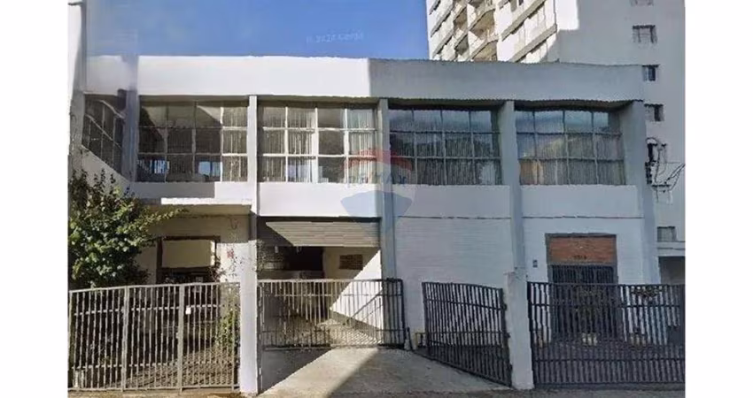 Galpão com 3.800m na Vila Guilherme.