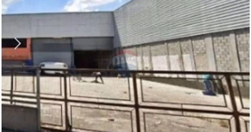Barracão / Galpão / Depósito para alugar na Estrada das Olarias, 780, Jardim Triângulo, Taboão da Serra