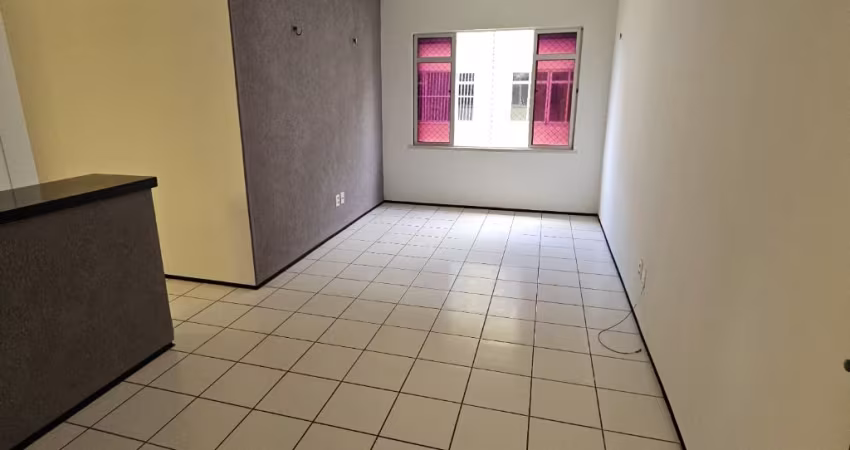 Apartamento a venda em Messejana 2 quartos 50m²