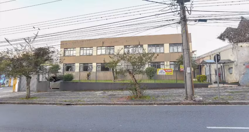 Excelente apartamento no bairro mercês em frente ao hospital nossa senhora aparecida   com 3 dormitórios e uma suíte, esse deslumbrante apartamento conta ainda com sala para dois ambientes, duas  cozi
