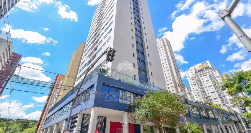 Conjunto comercial localizada no bigorrilho, no edifício comercial west center.