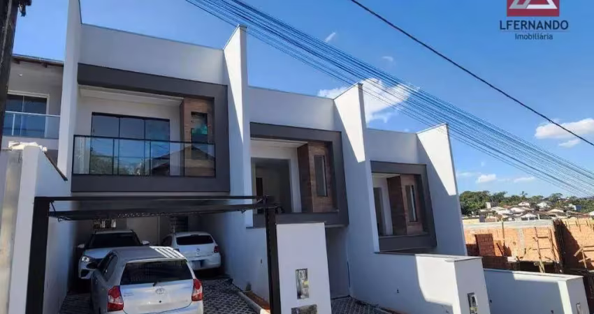 Sobrado com 3 dormitórios, sendo 1 suíte à venda, 130 m² por R$ 645.000 - Fortaleza - Blumenau/SC
