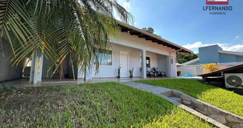 Casa com 4 dormitórios, sendo 1 suíte à venda, 234 m² por R$ 950.000 - Tribess - Blumenau/SC