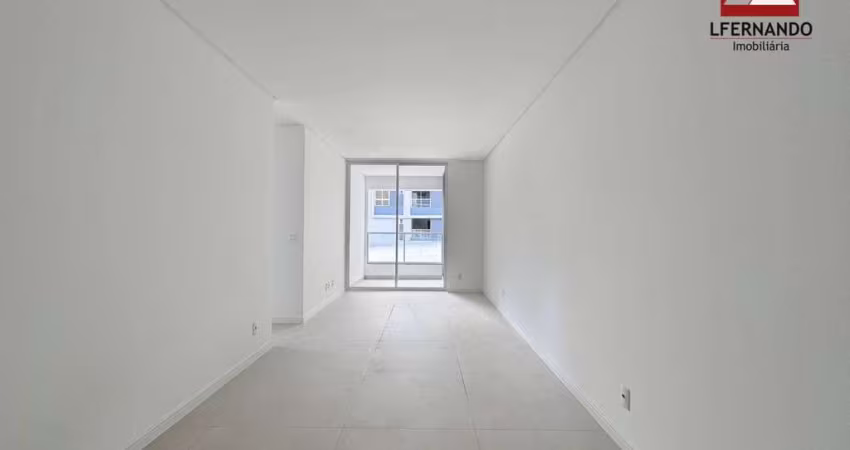 Apartamento com 3 dormitórios, sendo 1 suíte à venda, 79 m² por R$ 560.000 - Velha - Blumenau/SC
