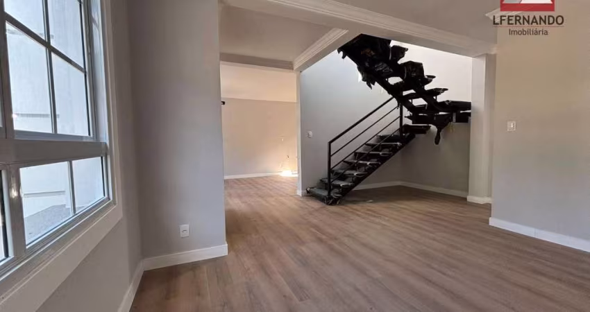Sobrado com 2 suítes à venda, 136 m² por R$ 550.000 - Garcia - Blumenau/SC