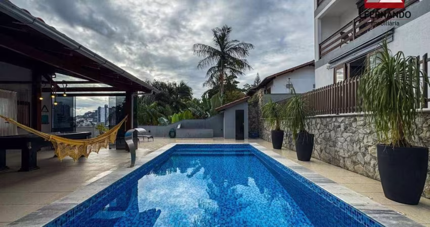 Casa com 4 dormitórios, sendo 3 suítes à venda, 551 m² por R$ 1.790.000 - Escola Agrícola - Blumenau/SC