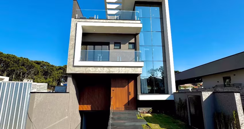 Belíssimo triplex dentro de condomínio no bairro aristocrata