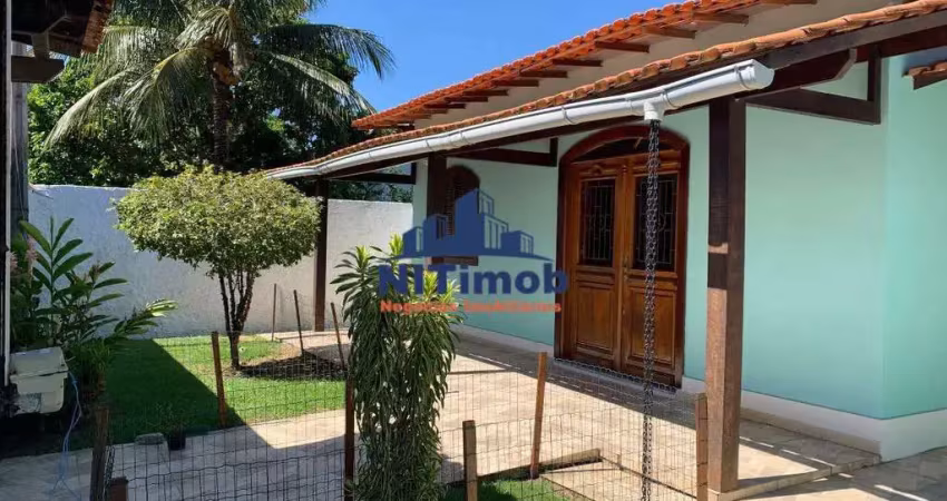 Casa com 2 quartos para alugar na Rua Jornalista Alarico Maciel, 76, Piratininga, Niterói