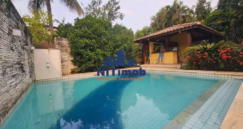 Casa à venda, 3 quartos, 3 suítes, 4 vagas, Badu - Niterói/RJ