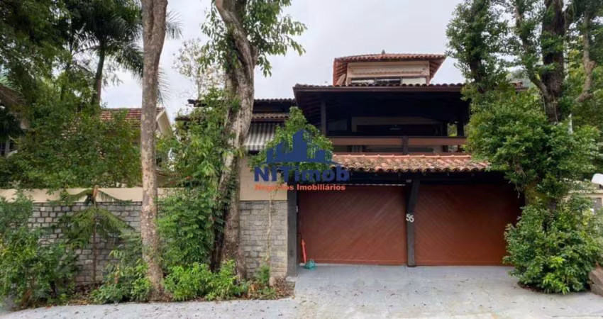 Casa à venda, 4 quartos, 2 suítes, 4 vagas, São Francisco - Niterói/RJ