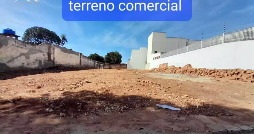 Terreno à venda no Centro, Boituva 