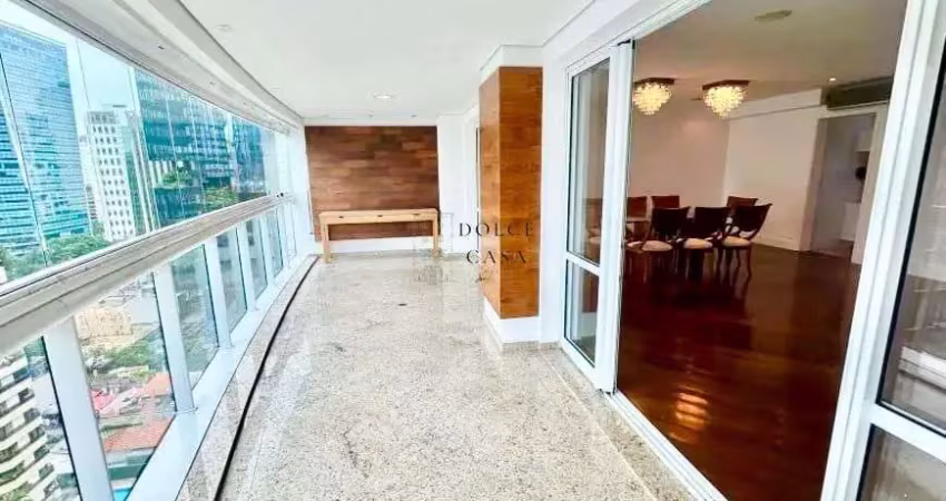 Apartamento no Itaim Bibi - Varanda e 3 suítes