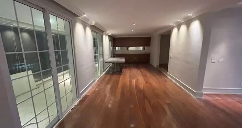 Apartamento Campo Belo - Terraço gourmet em região cobiçada
