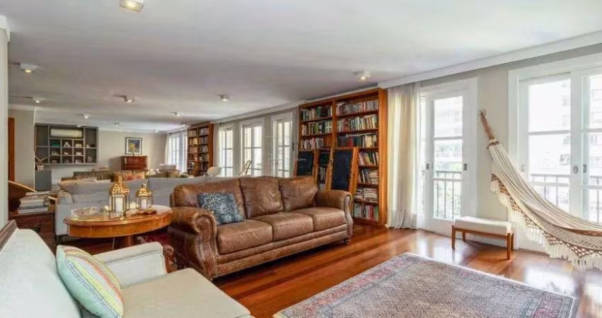 Apartamento no Jardim Paulista - 402m² com 4 quartos e varanda