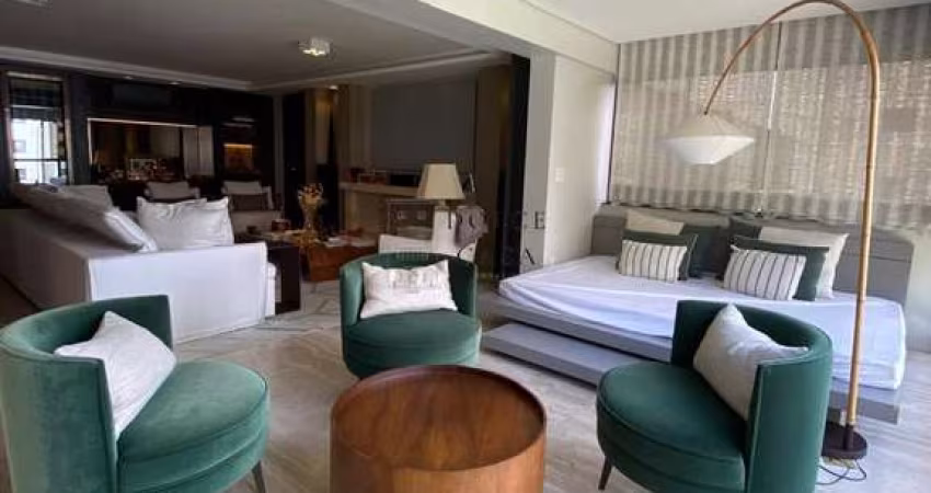 Apartamento Real Parque - Reformado e ambientes integrados