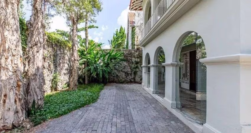 Casa Jardim Paulista - Rua tranquila e arborizada