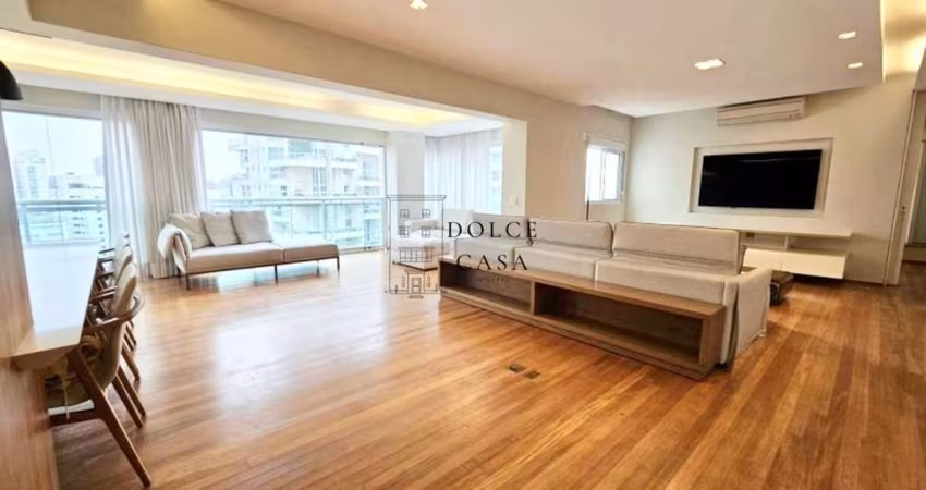 Apartamento na Vila Nova Conceição - mobiliado com 3 suites e varanda