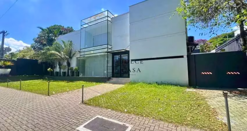 Casa comercial na av brasil - 20 vagas de garagem, casa reformada com jardim