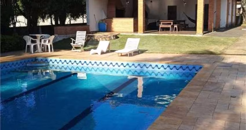 Chácara com 6 quartos à venda em Fazenda Castelo - SP