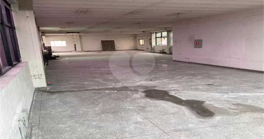 Prédio inteiro à venda ou para locação em Cidade Vargas - SP
