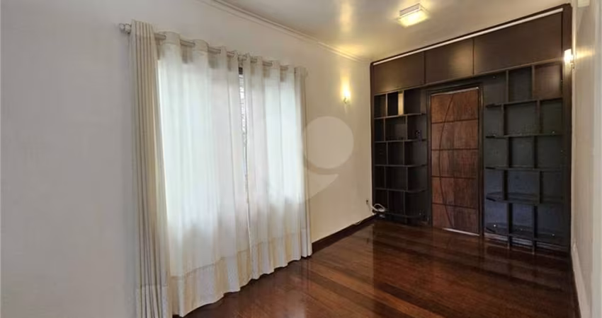Casa térrea com 3 quartos à venda em Veleiros - SP