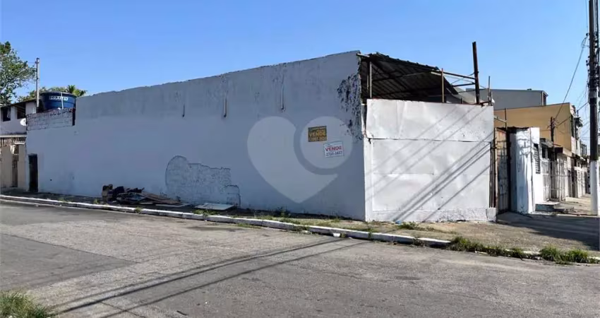 Terreno à venda na Lourival Fontes, Sapopemba, São Paulo