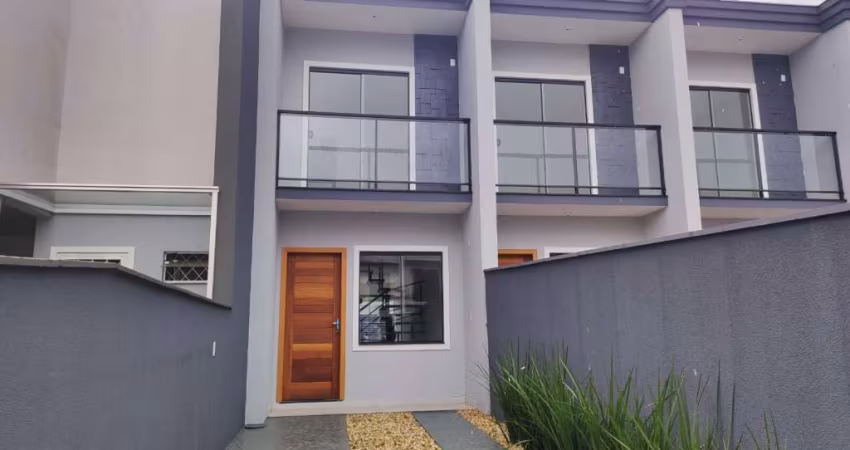 Casa à venda no bairro Santa Catarina - Joinville/SC