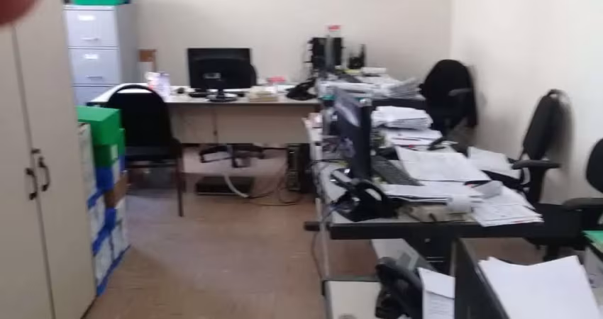 Sala comercial à venda na Cacuia, Rio de Janeiro 