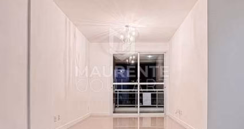Apartamento com 3 dormitórios no Estreito, Florianópolis