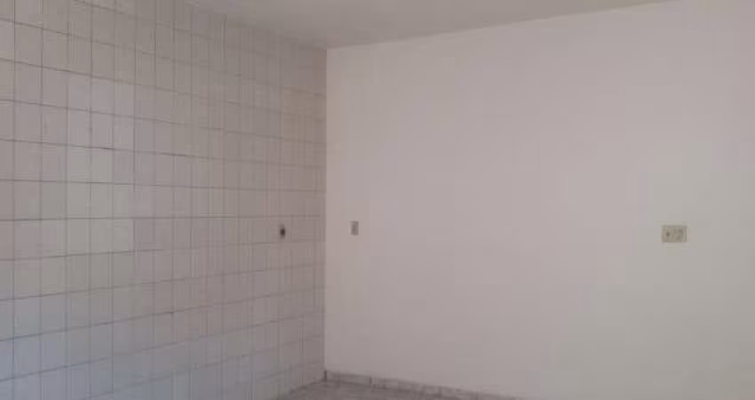 Casa com 2 quartos para alugar no Santa Mônica, Uberlândia 