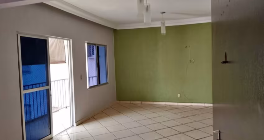 Apartamento para alugar com 2 quartos sendo 1 suíte Armários planejados